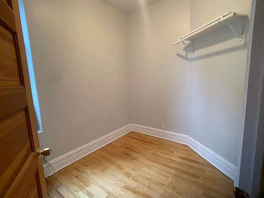 Rented by J PRESTON AND ASSOCIATES INC | media 9