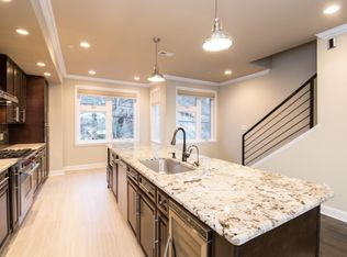 4576 Silverwood St, Philadelphia, PA 19127