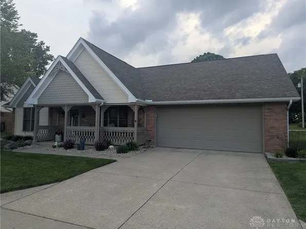 1602 Oldham Dr, Springfield, OH 45503