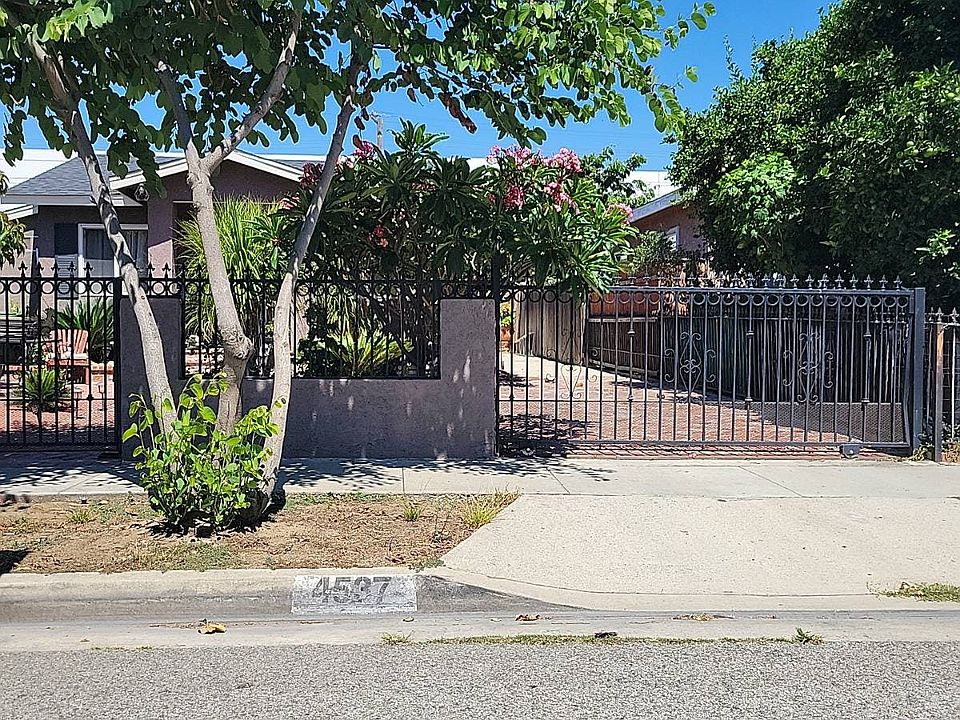 1st image of 4537 E 52nd Pl