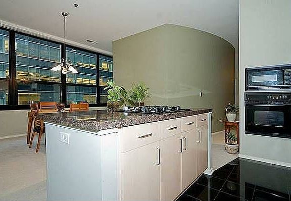 3rd image of 130 S Canal St APT 803