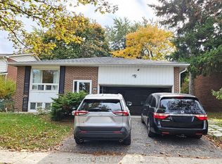 9 Beverly Glen Blvd, Toronto, ON M1W 1V7