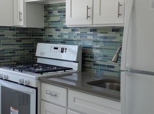148 Vanderburgh Ave FLOOR 2, Rutherford, NJ 07070