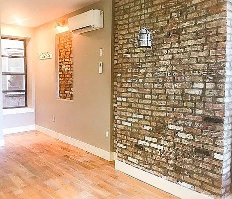 4th image of 425 Rogers Ave #4B