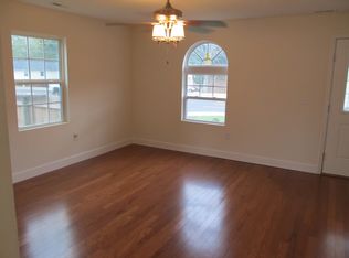 1842 Merritt Dr, Greensboro, NC 27407
