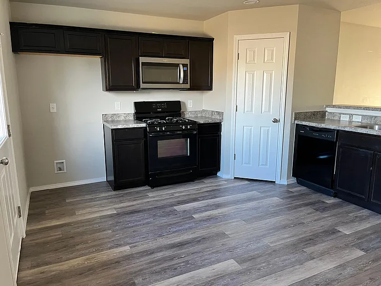 6604 N 128th Ct E — Photo 13
