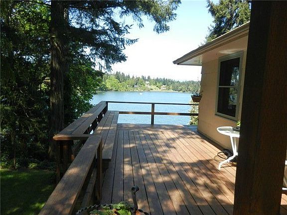 2nd image of 2115 E Phinney Bay Dr