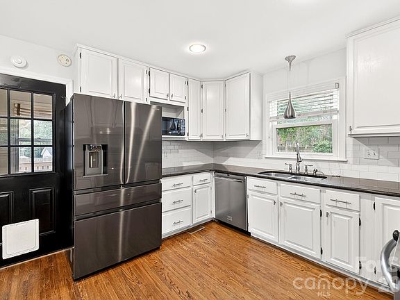 5th image of 4508 Bradbury Dr