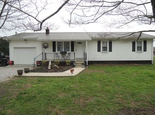 607 Tulip Ave, Jamestown, TN 38556