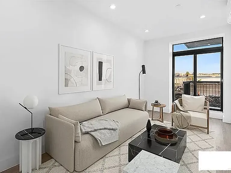 337 Cornelia St #3 — Photo 4