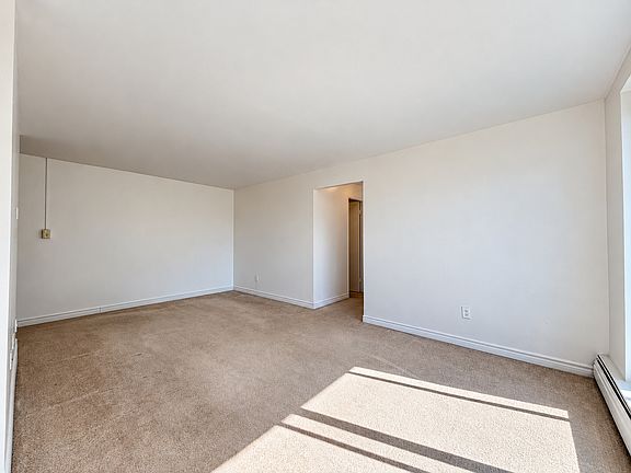 4th image of 455 Sandys St #509