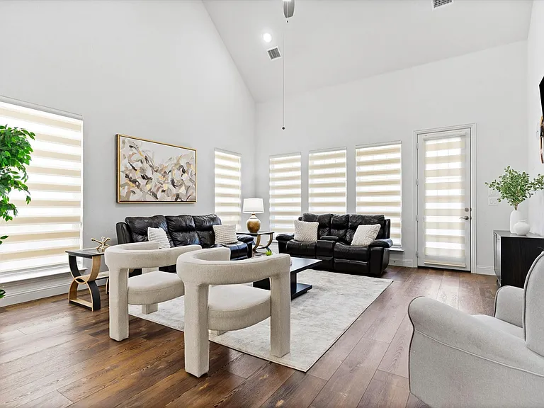 12543 Mercer Pkwy — Photo 15