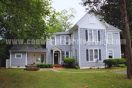 1018 Clifton St Photo 1