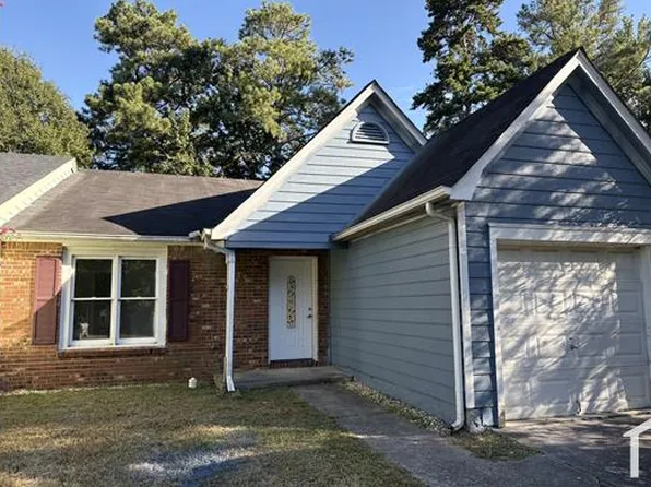 8022 Creekstone Way, Riverdale, GA 30274