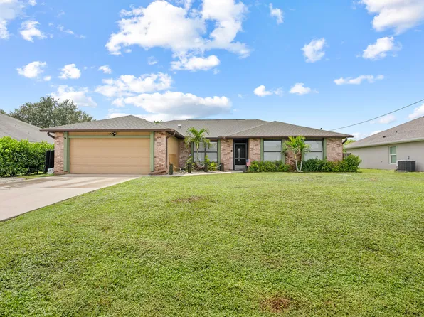 1682 SE Fallon Drive, Port St Lucie, FL 34983