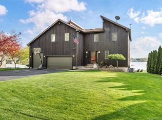 15 Oneill Ln, East Hampton, CT 06424