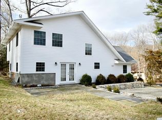 469 Doodletown Rd, Ancram, NY 12502