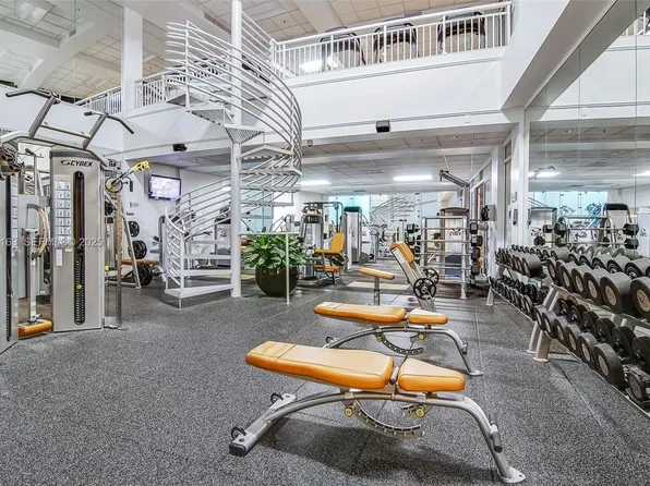 808 Brickell Key Dr APT 2601, Miami, FL 33131