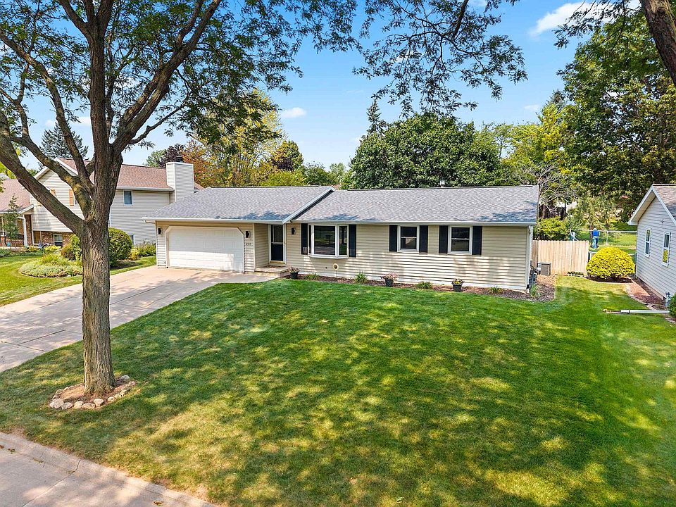 1st image of 2559 Wildflower Row