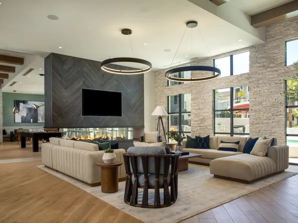 Artisan at the Village of Escaya