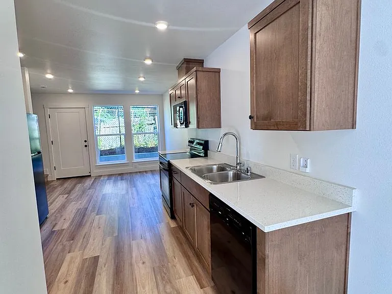 5406 NE 34th St #A2 — Photo 11