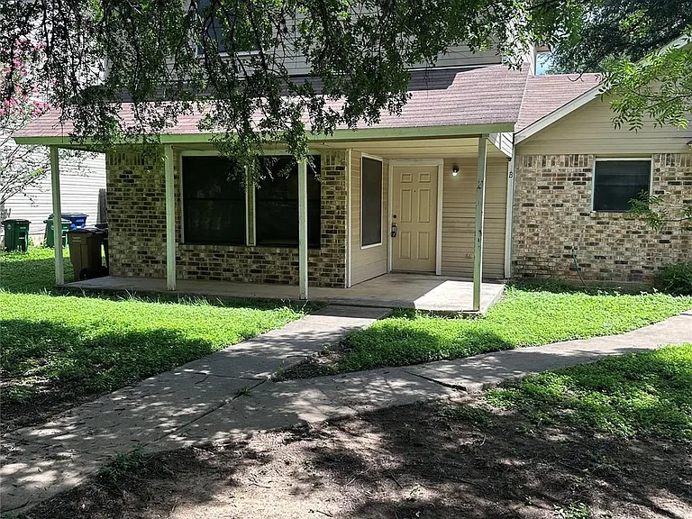2808 Jadewood Ct #B — Photo 1