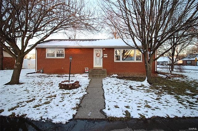1st image of 3208 Erin Dr
