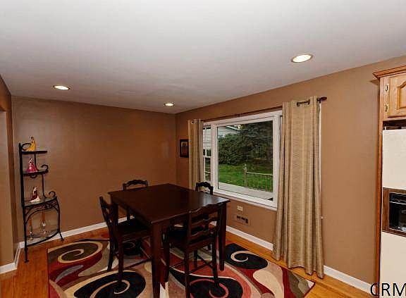 5th image of 2365 Saint Joseph Dr