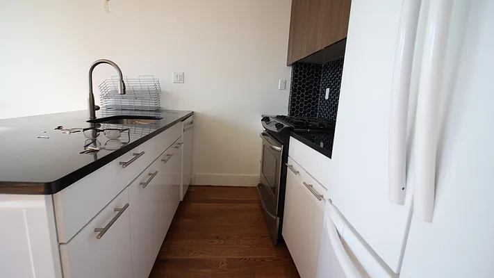 Rented by Nooklyn NYC LLC | media 34