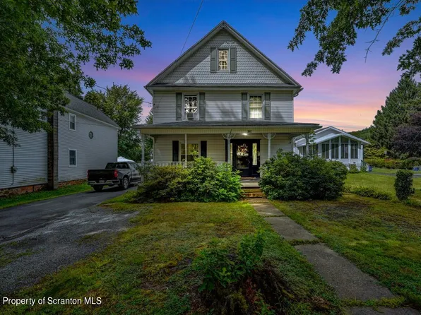 821 W Market St, Scranton, PA 18508