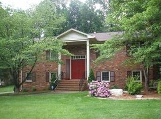 124 Chevron Dr, Charlotte, NC 28211