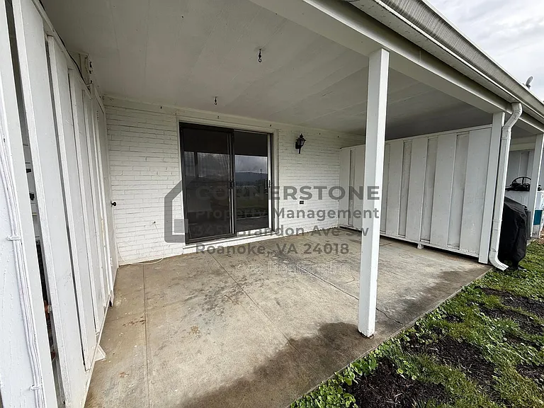 6500 Carefree Ln #12 — Photo 5