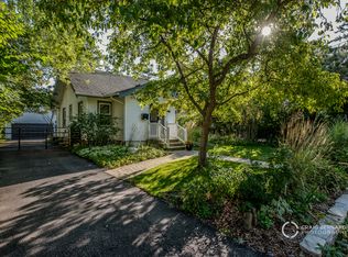 685 Woodlawn Ave, Lake Forest, IL 60045