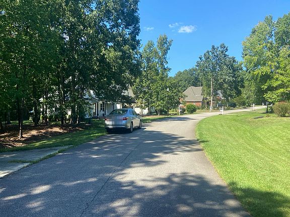 5th image of 1309 Wakefield Farm Rd
