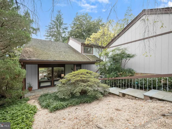 6306 Swords Way, Bethesda, MD 20817