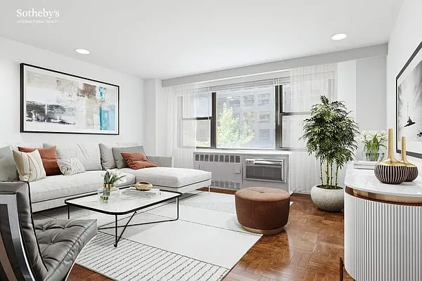 Sold by Sotheby's International Realty | media 7