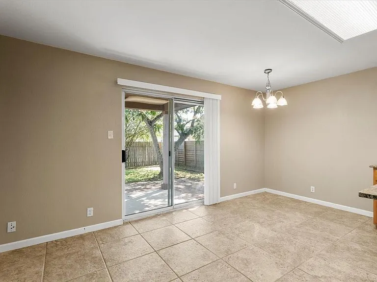 722 Blair Ave — Photo 10