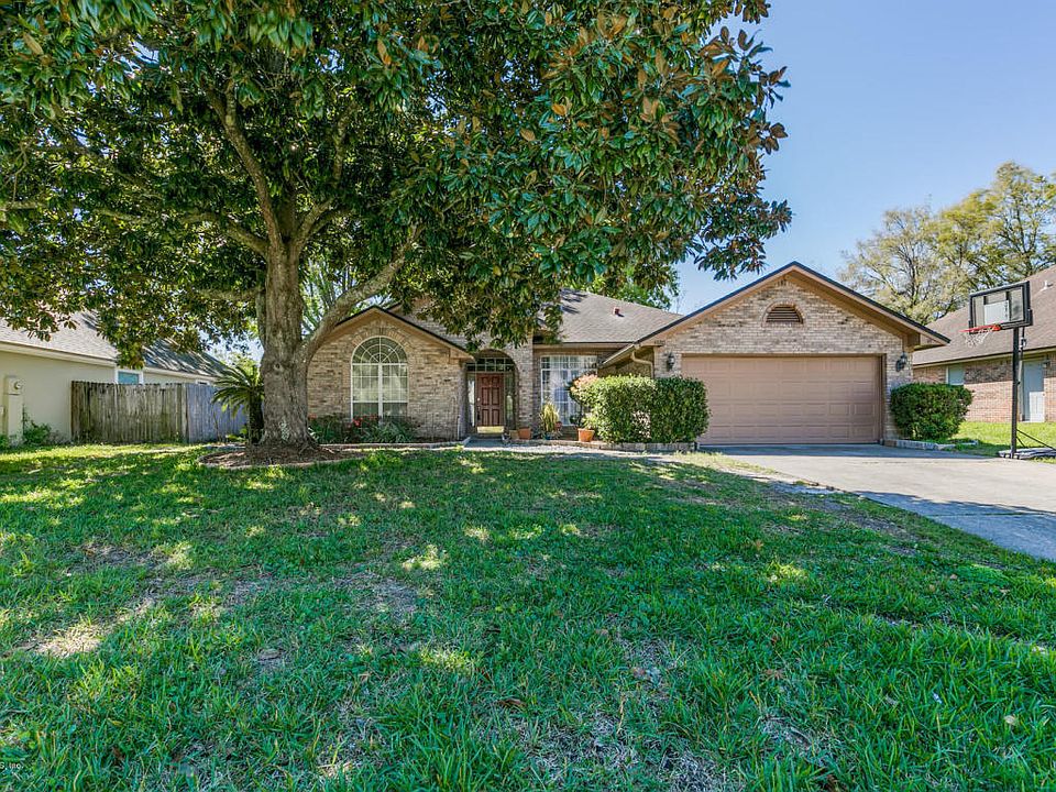 1st image of 4880 Trevi Dr