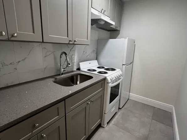 (undisclosed Address), Yonkers, NY 10701