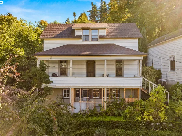 302 Monroe St, Oregon City, OR 97045