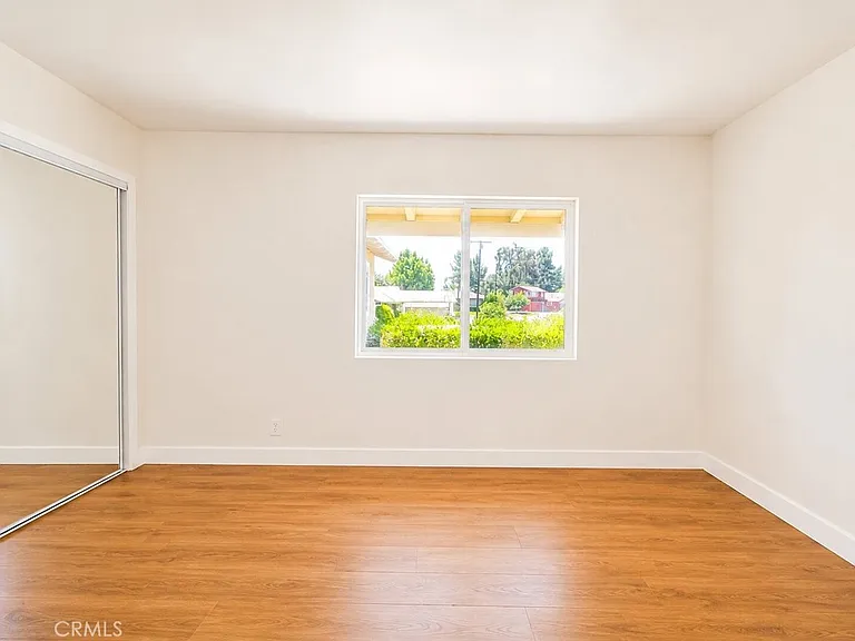 1180 Langley Way — Photo 18