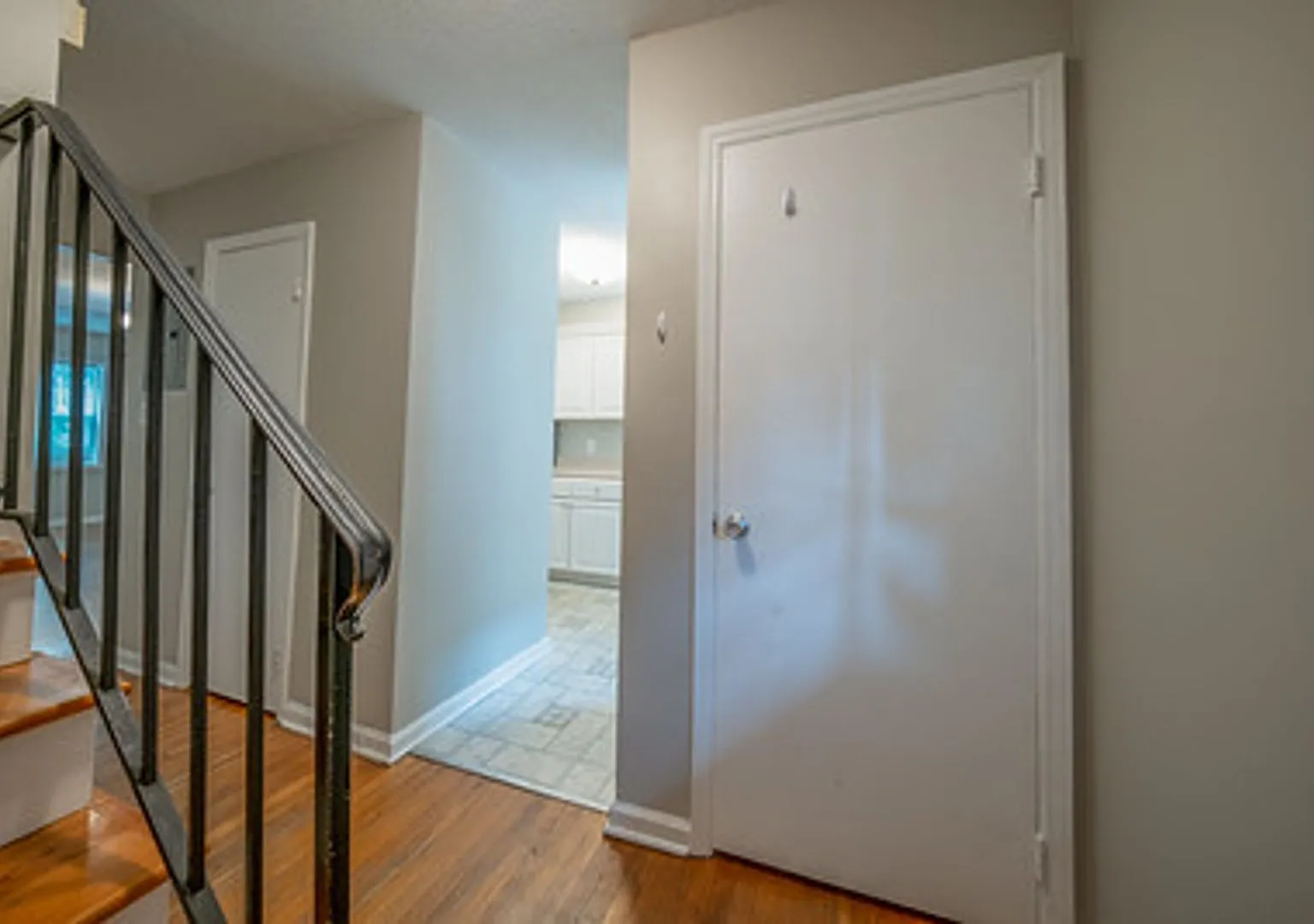 *One Month's Free Rent* Live In The Heart Of Carrboro — Photo 2
