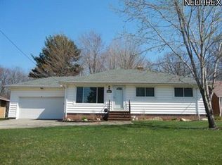 7105 Ridge Rd, Parma, OH 44129