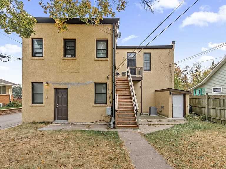 745 Margaret St #4 — Photo 3