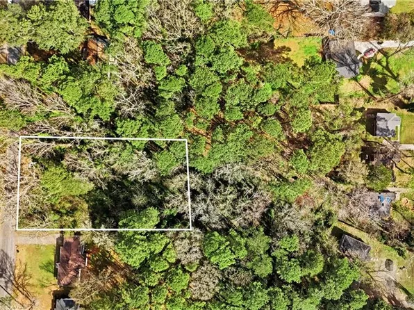 2826 Hedgewood Dr NW, Atlanta, GA 30311