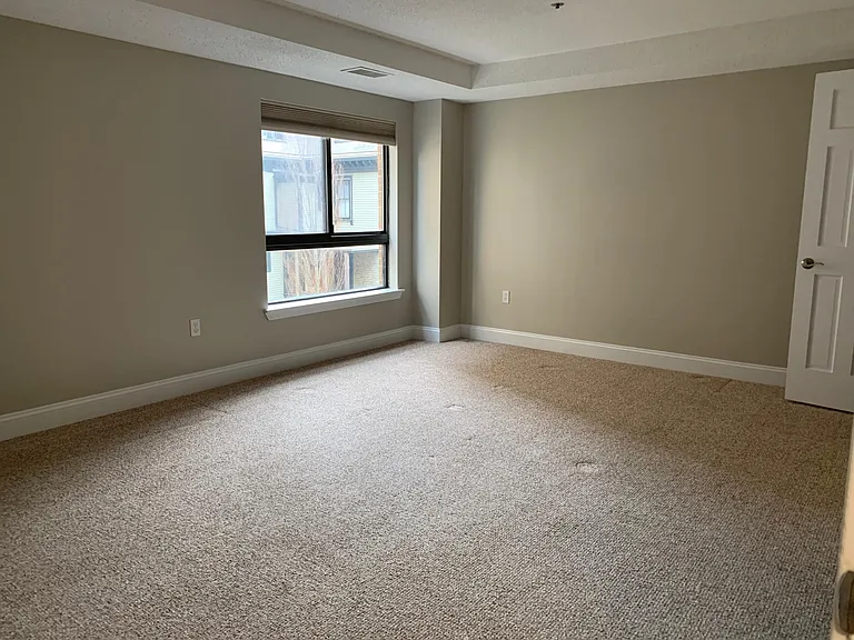 1101 Beacon St #22 — Photo 14