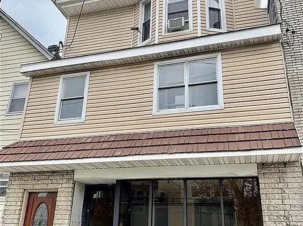 500 Kennedy Boulevard image 1 of 4