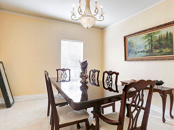 4th image of 17926 Beaver Creek Dr
