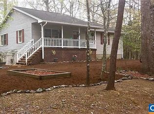 47 Dogleg Rd, Palmyra, VA 22963