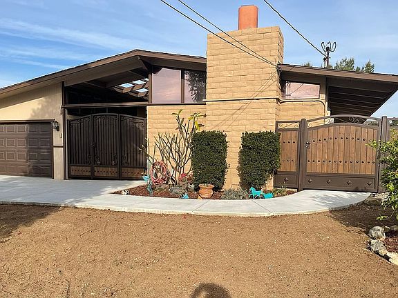 3rd image of 3781 Hillside Ave